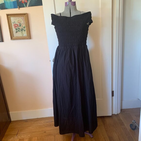 NWT EVERLANE The Gauze Off-the-Shoulder Dress Black S Smocked Bodice Fit & Flare - Picture 2 of 8